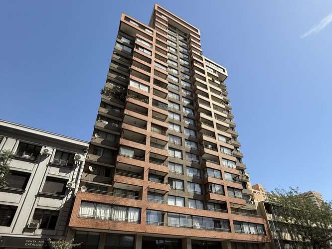 Amplio Departamento 1 Dorm. Gral Mackenna/ Teatinos