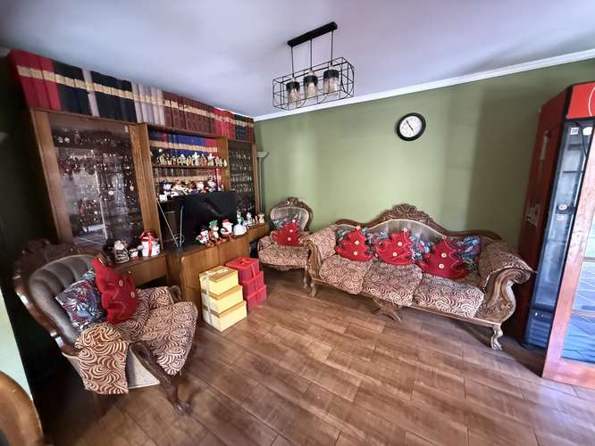 Casa 7 dormitorios, 3 baños, 206 m2 útiles - Imagen 4