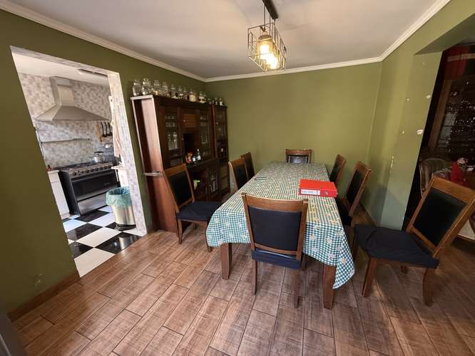 Casa 7 dormitorios, 3 baños, 206 m2 útiles - Imagen 6