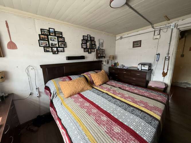 Casa 7 dormitorios, 3 baños, 206 m2 útiles - Imagen 10