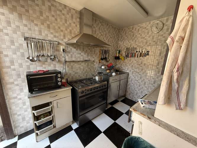 Casa 7 dormitorios, 3 baños, 206 m2 útiles - Imagen 7