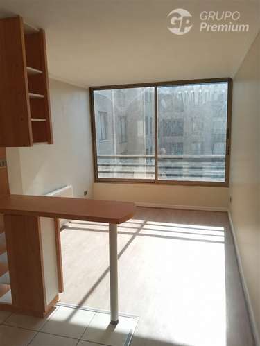 ARRIENDO DEPTO 1D+1B/ SANTA LUCÍA - Imagen 6