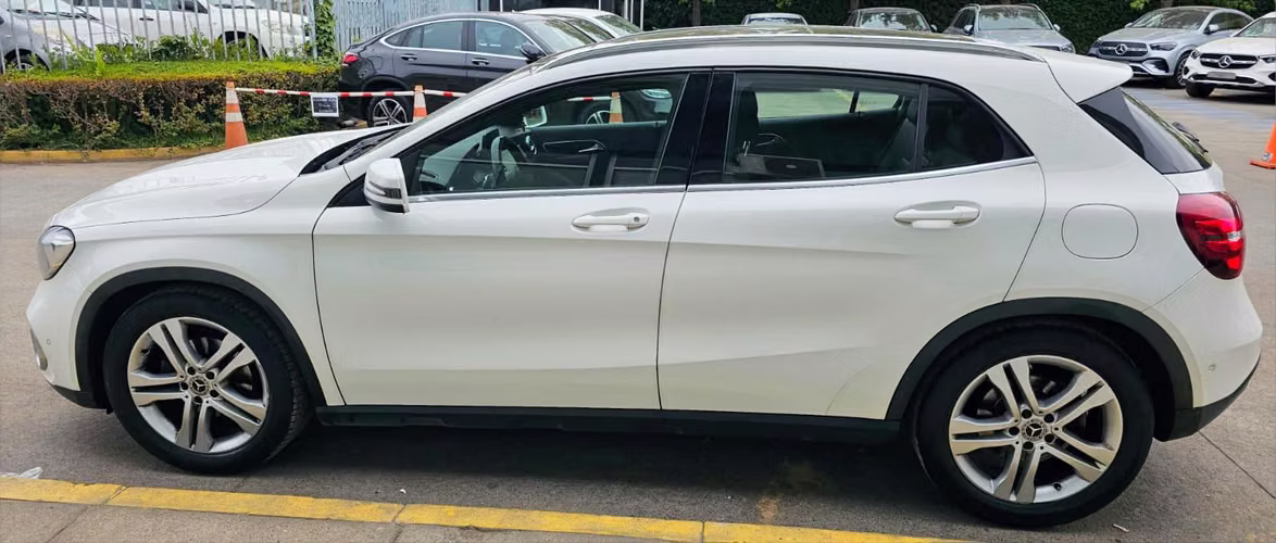 Mercedes Benz GLA 200 1.6 SPORT. 2019