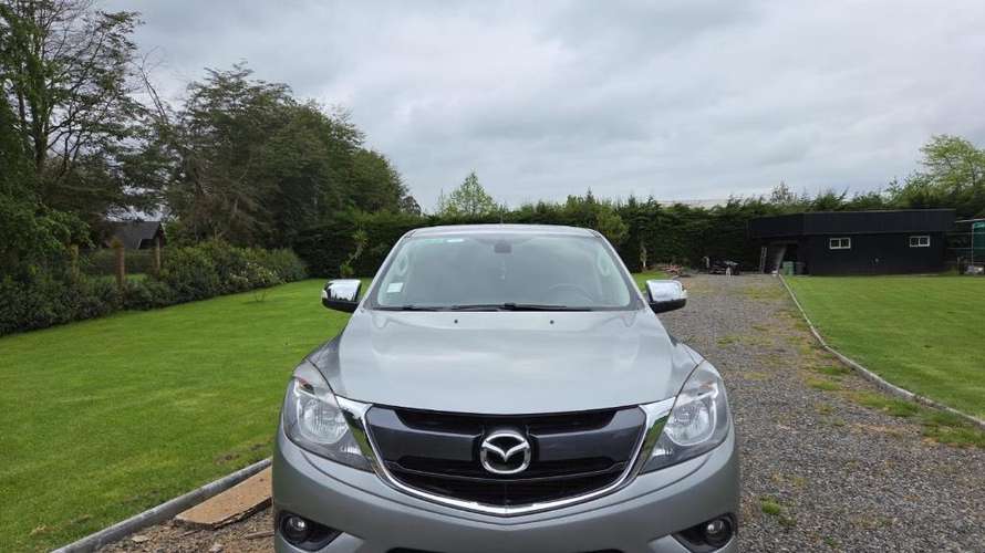 Espectacular Mazda BT50 4x4 2019