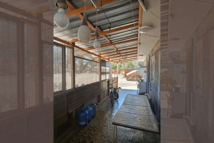 Parcela 5.300 m² con casa de 4 dormitorios – La Tirana