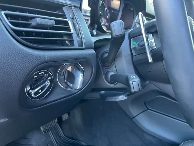 PORSCHE MACAN R - Imagen 14