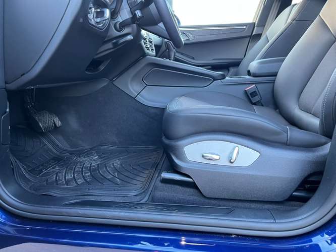 PORSCHE MACAN R - Imagen 15
