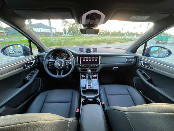 PORSCHE MACAN R - Imagen 19
