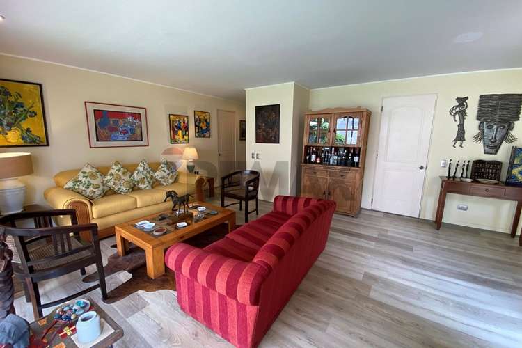 Venta casa en exclusivo condominio peñalolén