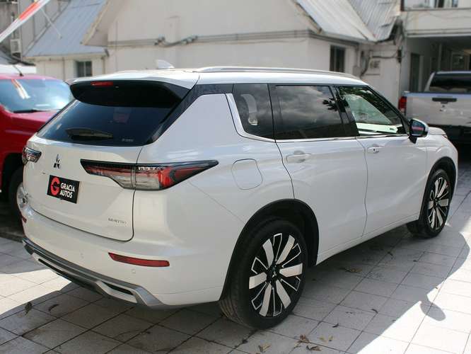 MITSUBISHI OUTLANDER 2.5 GLS LIMITED 4X4 AT 2026