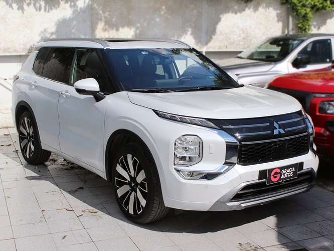 MITSUBISHI OUTLANDER 2.5 GLS LIMITED 4X4 AT 2026
