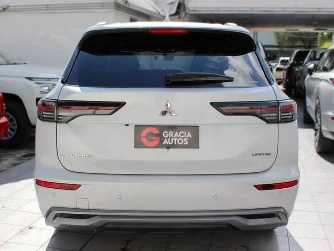 MITSUBISHI OUTLANDER 2.5 GLS LIMITED 4X4 AT 2026