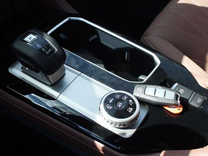 MITSUBISHI OUTLANDER 2.5 GLS LIMITED 4X4 AT 2026