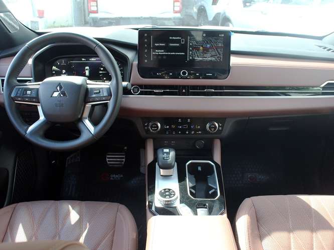 MITSUBISHI OUTLANDER 2.5 GLS LIMITED 4X4 AT 2026
