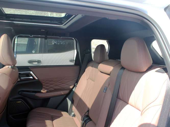 MITSUBISHI OUTLANDER 2.5 GLS LIMITED 4X4 AT 2026