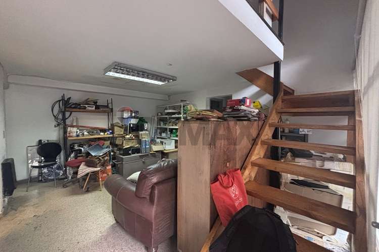 Casa comercial con galpón - ideal para negocios