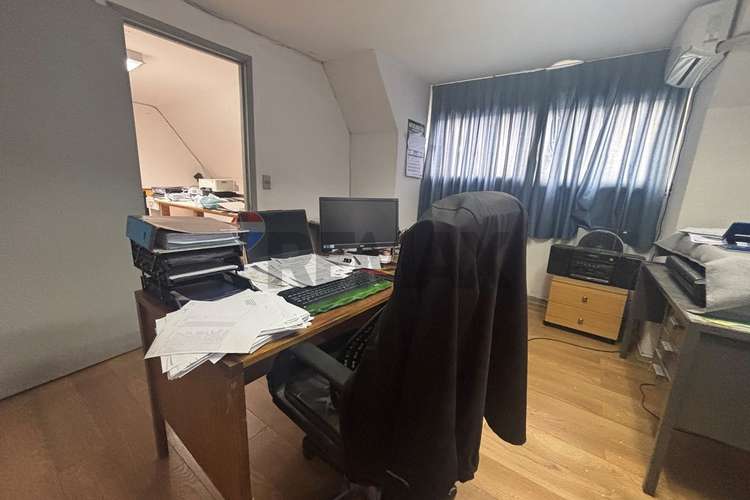 Casa comercial con galpón - ideal para negocios
