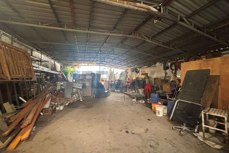 Casa comercial con galpón - ideal para negocios