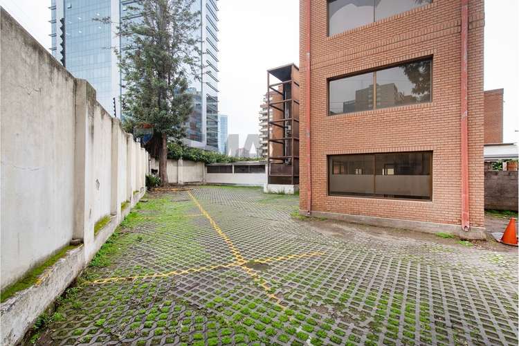 Venta local las condes