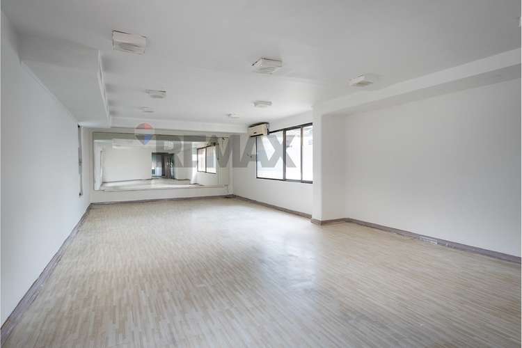 Venta local las condes