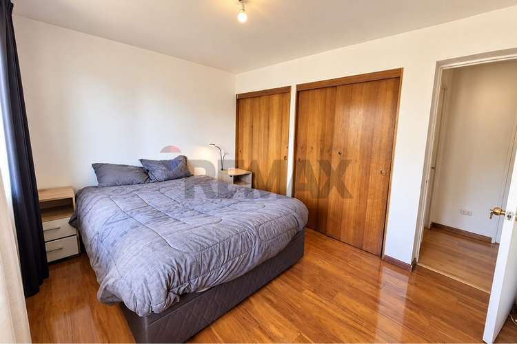 Arriendo depto amoblado 4d+3b con estacionamiento - Imagen 17