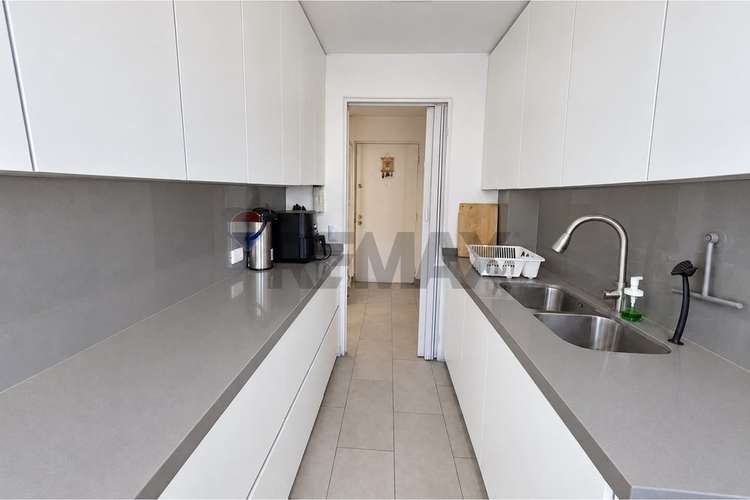 Arriendo depto amoblado 4d+3b con estacionamiento - Imagen 6