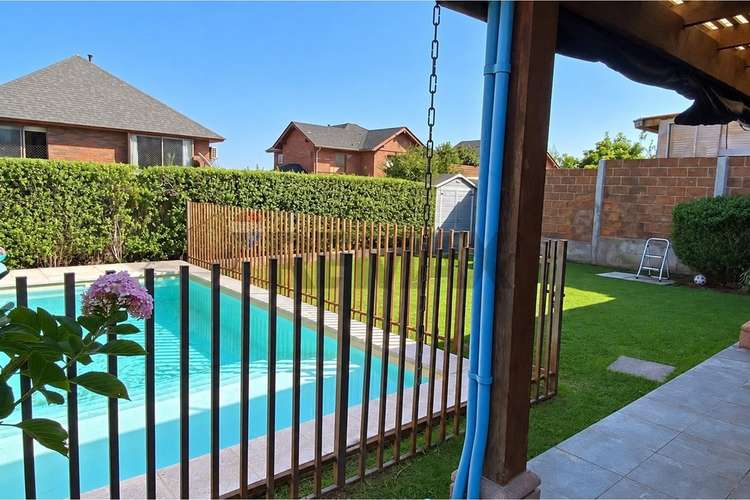 Casa en venta con piscina y quincho, las pircas. - Imagen 19