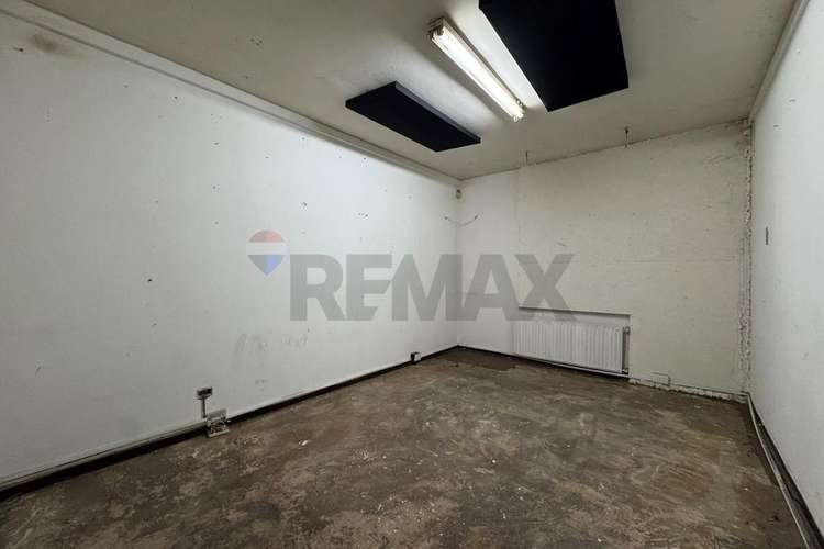 Arriendo oficina-galpon viel /autop central - Imagen 11