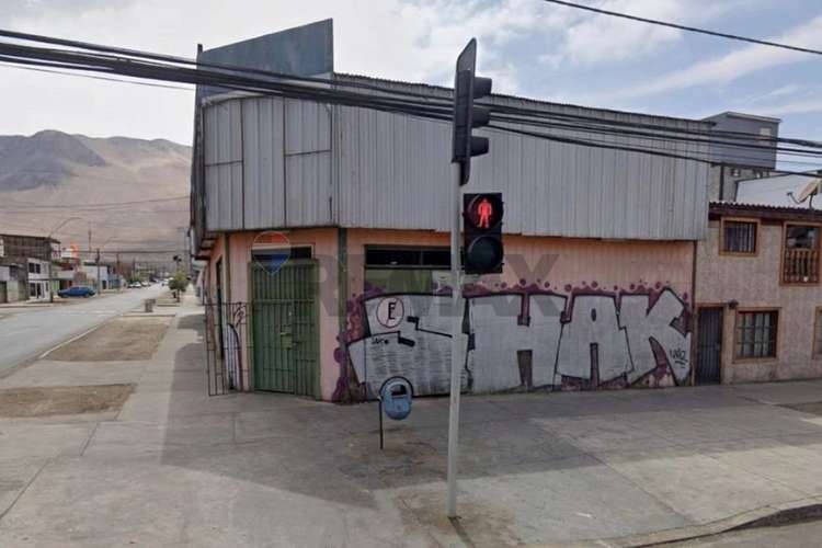 Oportunidad comercial en iquique centro