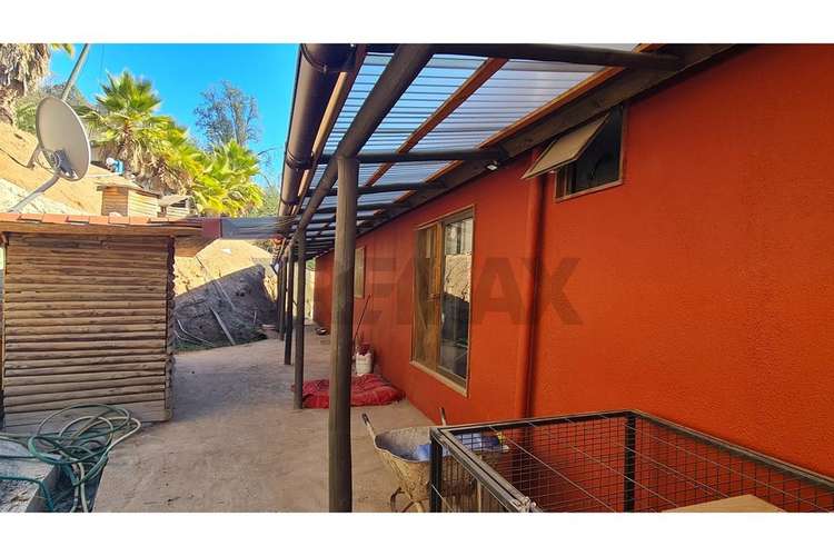 Parcela con casa y piscina en paine