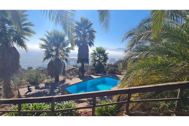 Parcela con casa y piscina en paine