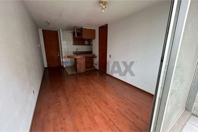 Departamento en venta 1d + 1b comuna de santiago