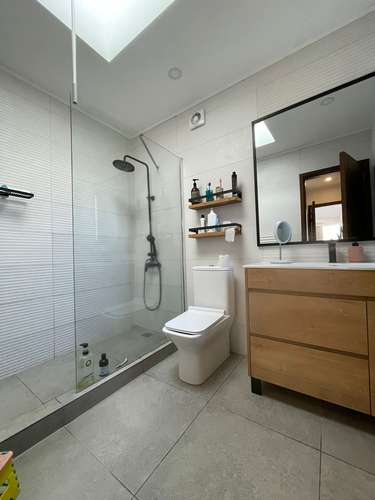 ARRIENDO GRAN CASA MODERNA EN LOMAS DEL CARMEN, TEMUCO - Imagen 11