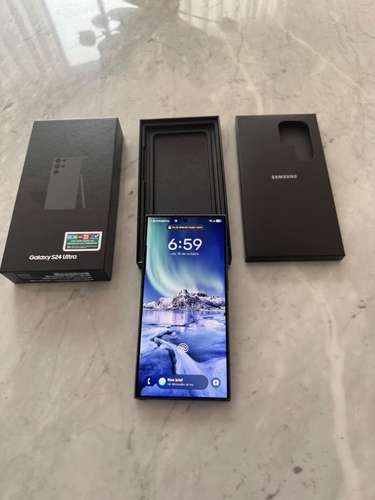 Samsung S24 Ultra casi nuevo