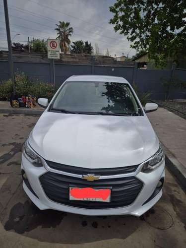 Vendo Chevrolet onix turbo LTZ