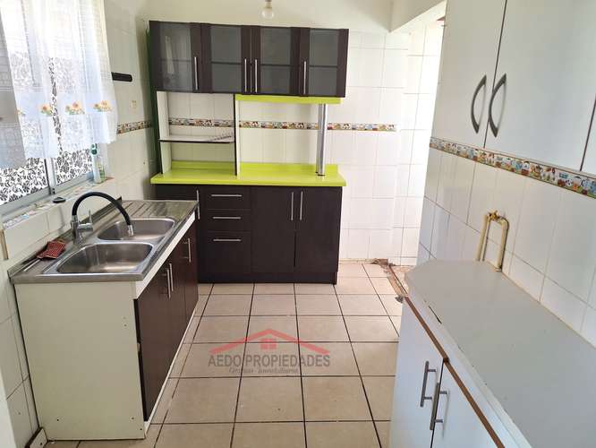 Se Arrienda Linda Casa Aislada, Condominio Rivera del Valle, Paradero 8, comuna de La Cruz.