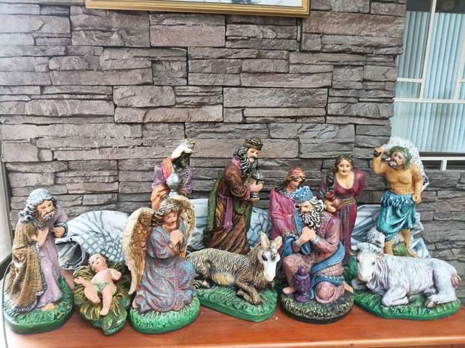 Vendo pesebre de yeso