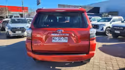 Toyota 4RUNNER 4X4 4.0 FULL AUT. 4.0 • 4WD • Automática • 2018 - Imagen 7