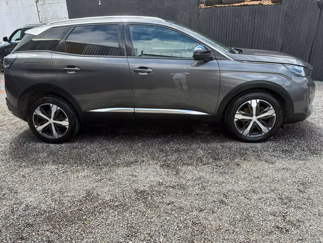 PEUGEOT 3008 ALLURE BLUEHDI 1.5 AT – 2021