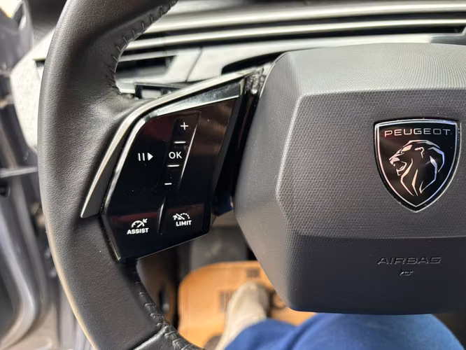 2025 Peugeot 3008 1.2 Allure Premier Hybrid AT - Imagen 14