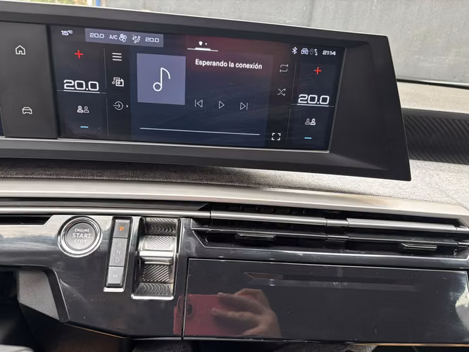 2025 Peugeot 3008 1.2 Allure Premier Hybrid AT - Imagen 11