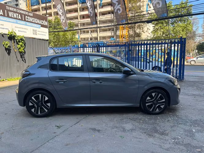 2025 Peugeot 208 1.2 MCA PURETECH 75 ACTIVE 4X2 MT 5P. - Imagen 6