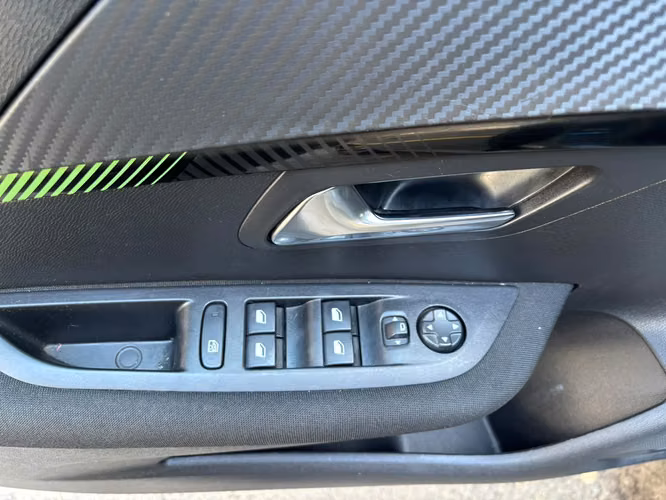 2025 Peugeot 208 1.2 MCA PURETECH 75 ACTIVE 4X2 MT 5P. - Imagen 13
