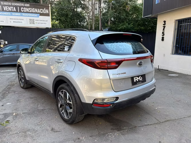 2021 Kia Sportage 2.0 LX 2WD SPECIAL PACK 6MT 5P. - Imagen 3