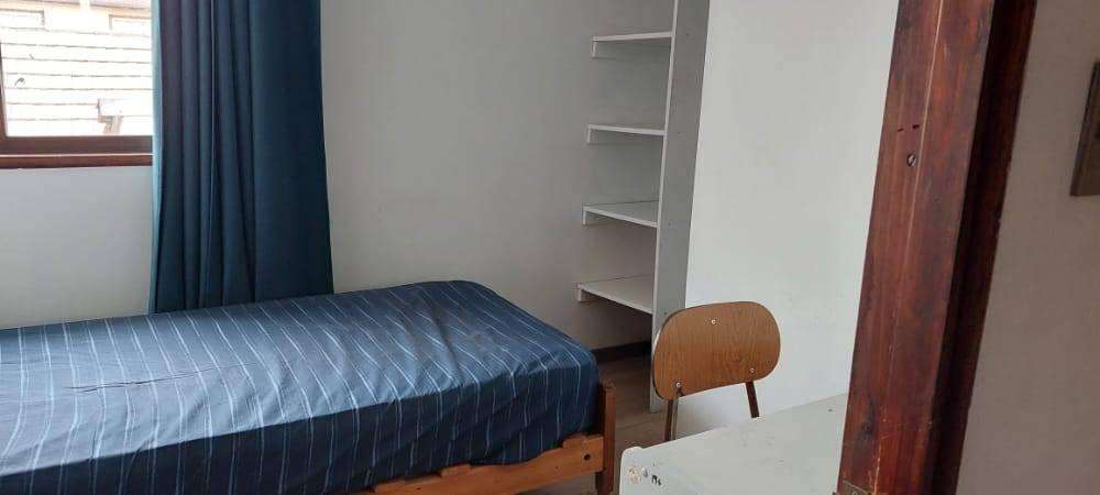 Arriendo pieza amoblada