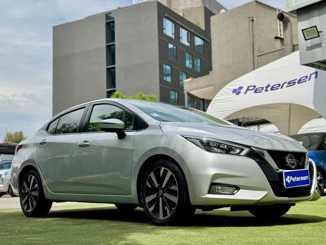 NISSAN VERSA EXCLUSIVE CVT - 2023 | 2077