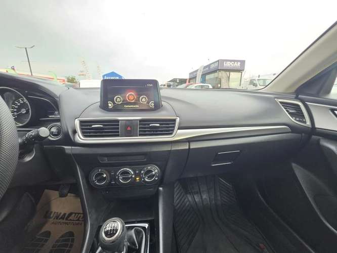 MAZDA 3 SPORT 2018 - Imagen 11