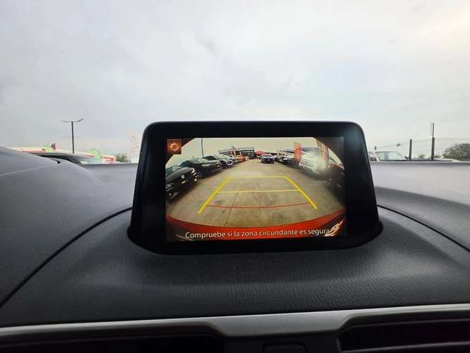 MAZDA 3 SPORT 2018 - Imagen 14