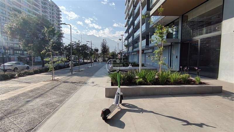 Local Comercial en arriendo en Las Condes - Imagen 10