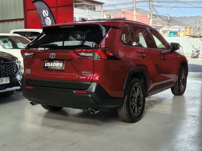 TOYOTA RAV4 2025